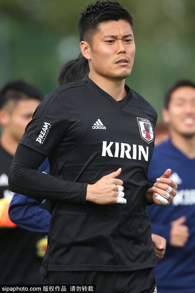 东南亚篮球联赛开幕仪式盛大，球迷热情观赛的简单介绍