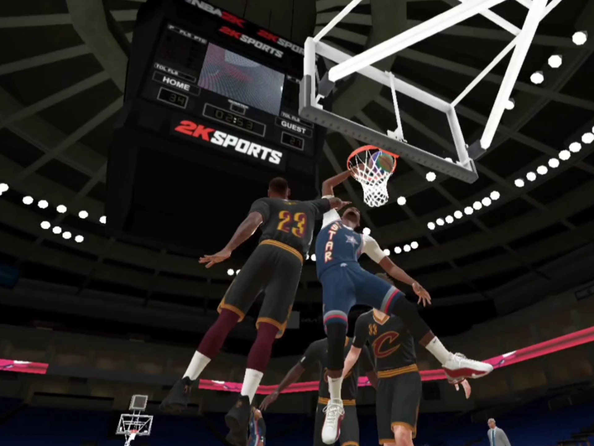 篮球名宿现场观战,对球队表现发表看法 篮球名宿现场观战,对球队表现发表看法