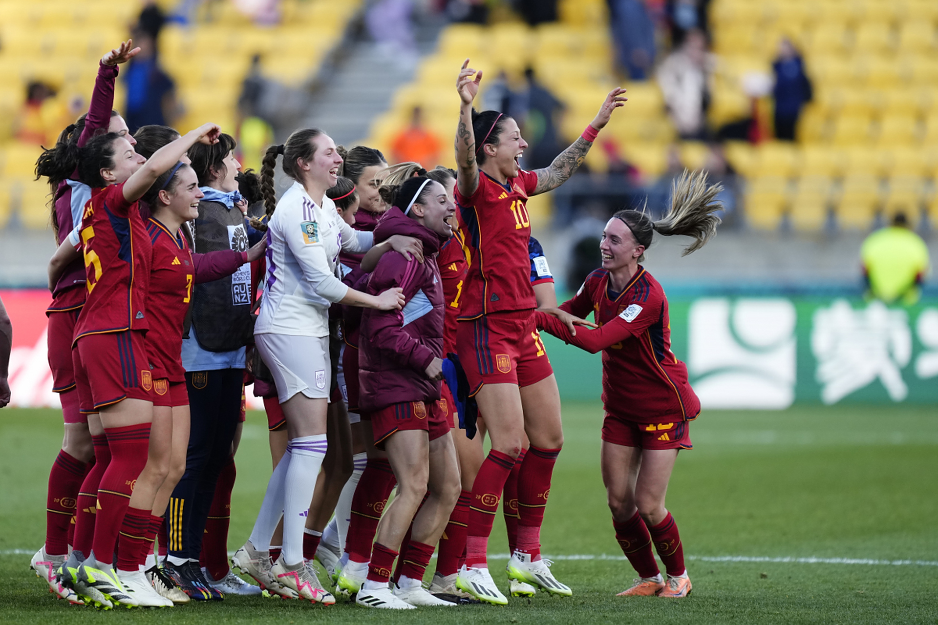 西班牙女足成功晋级国际赛事四强