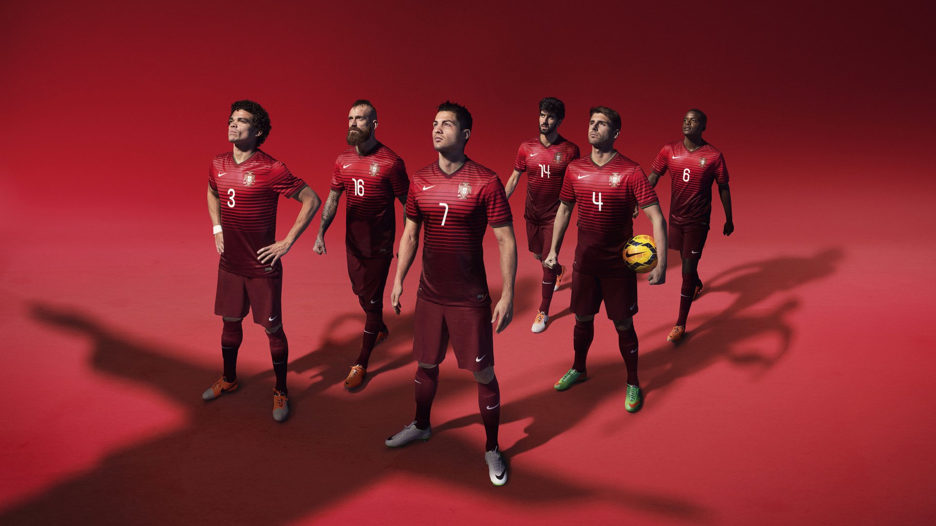 武切维奇关键爆发,勇士团队篮球正面击溃太阳