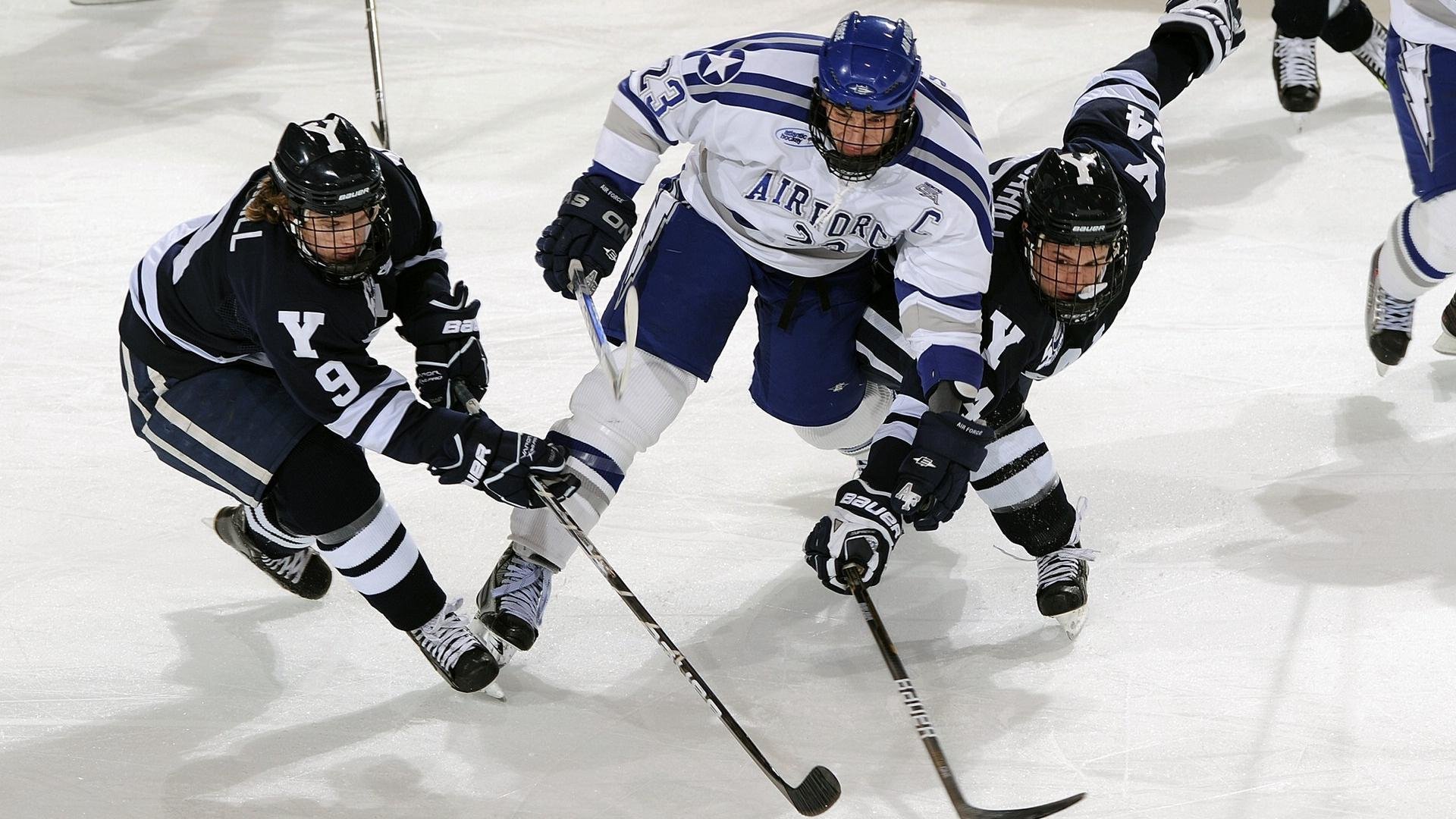 浓眉生涯之夜难救主，尼克斯硬仗显韧性